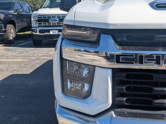 Used 2022 Chevrolet Silverado 2500 LT image 11