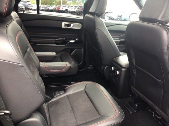 Certified 2023 Ford Explorer ST-Line w/ Class IV Trailer Tow Package AWD/4WD image 22
