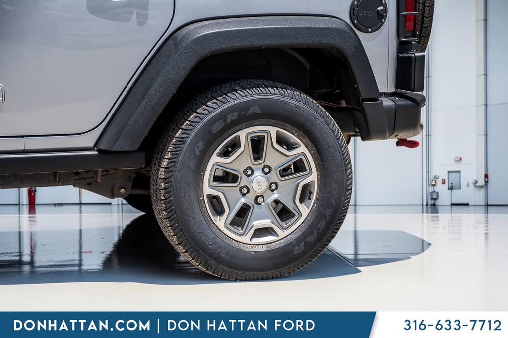 Used 2018 Jeep Wrangler Unlimited Rubicon AWD/4WD image 30