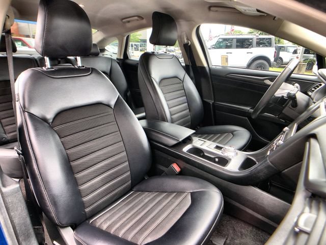 Certified 2018 Ford Fusion SE w/ Equipment Group 201A FWD image 24