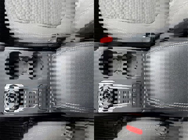 Certified 2021 Ford Escape SE image 25