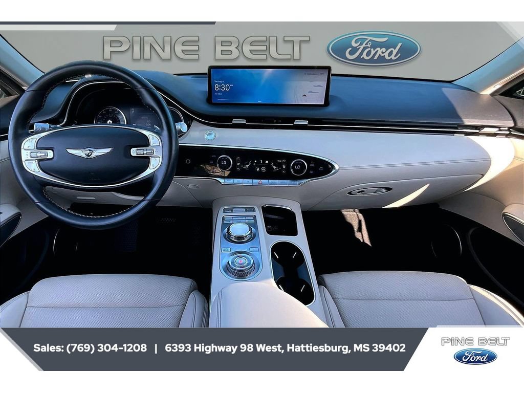 Used 2023 Genesis GV70 2.5T w/ Select Package AWD/4WD image 13