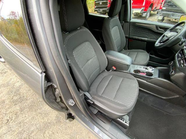 Certified 2023 Ford Escape Active AWD/4WD image 26