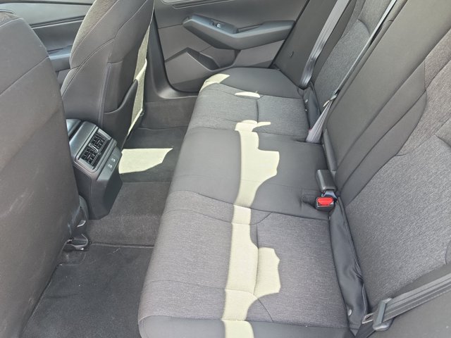 Used 2025 Honda Accord SE image 12