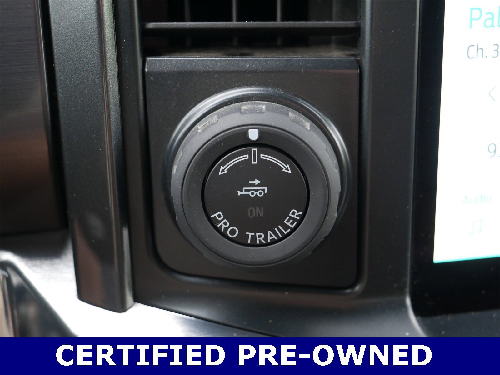 Certified 2022 Ford F150 Lariat w/ Equipment Group 502A High image 28