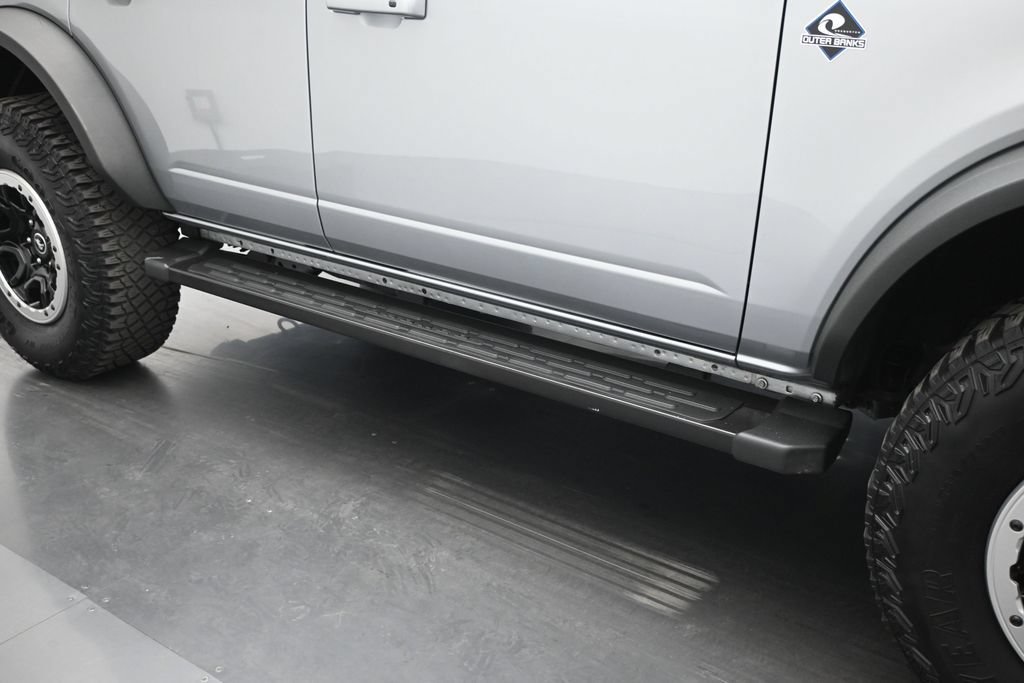 Certified 2023 Ford Bronco Outer Banks w/ Sasquatch Package AWD/4WD image 25