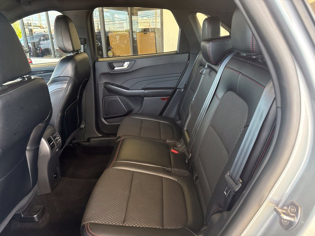 Certified 2024 Ford Escape ST-Line w/ Tech Pack #1 AWD/4WD image 13