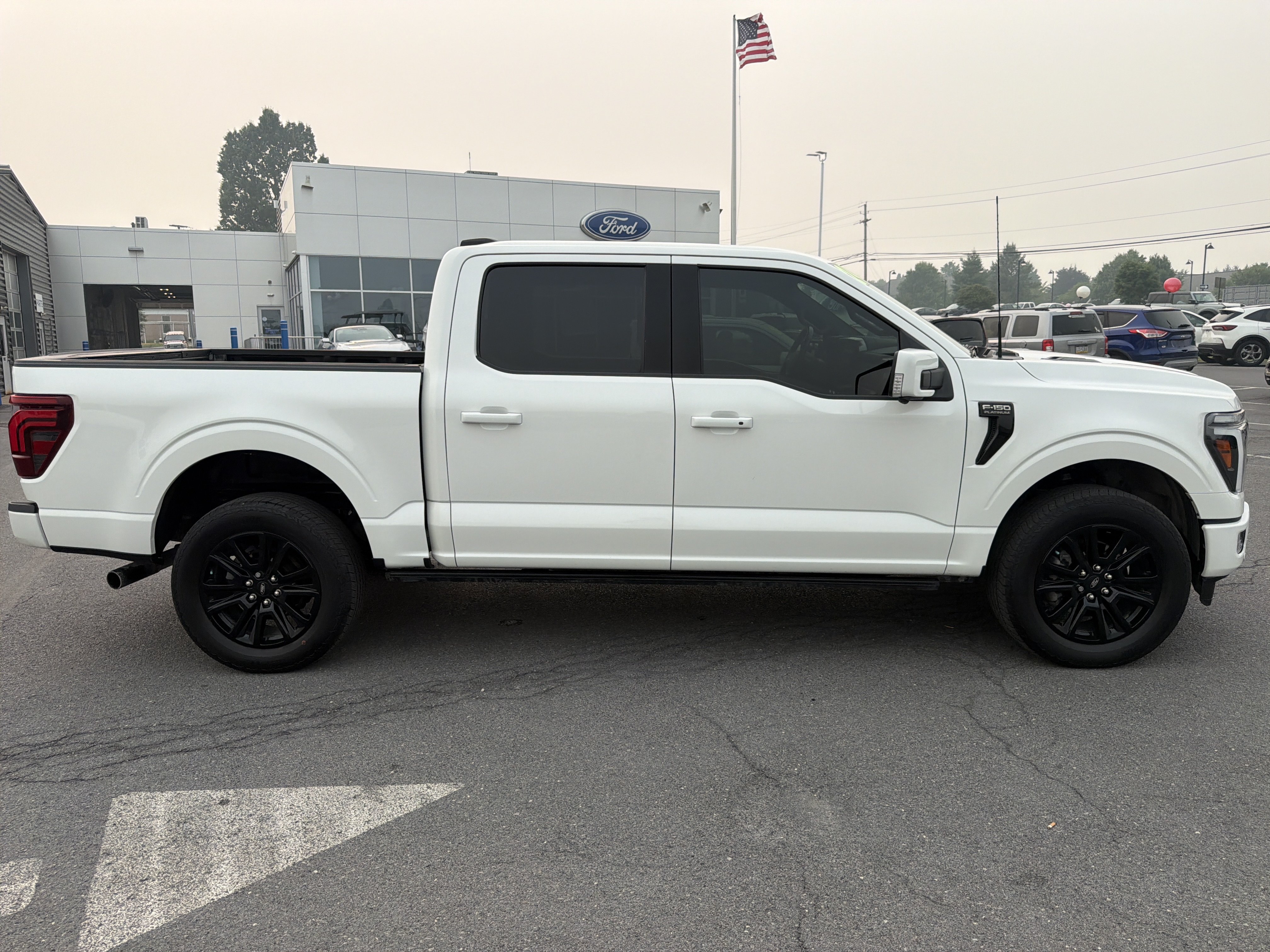 Certified 2024 Ford F150 Platinum w/ FX4 Off-Road Package AWD/4WD image 2