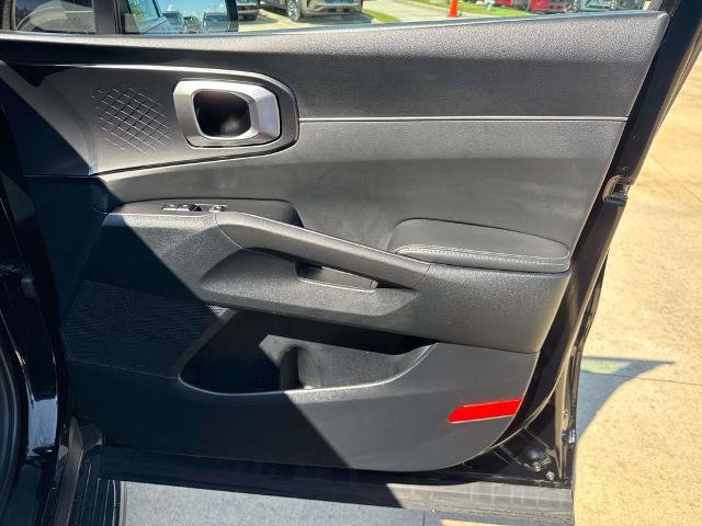 Used 2025 Kia Sorento S w/ Panoramic Sunroof Package FWD image 15