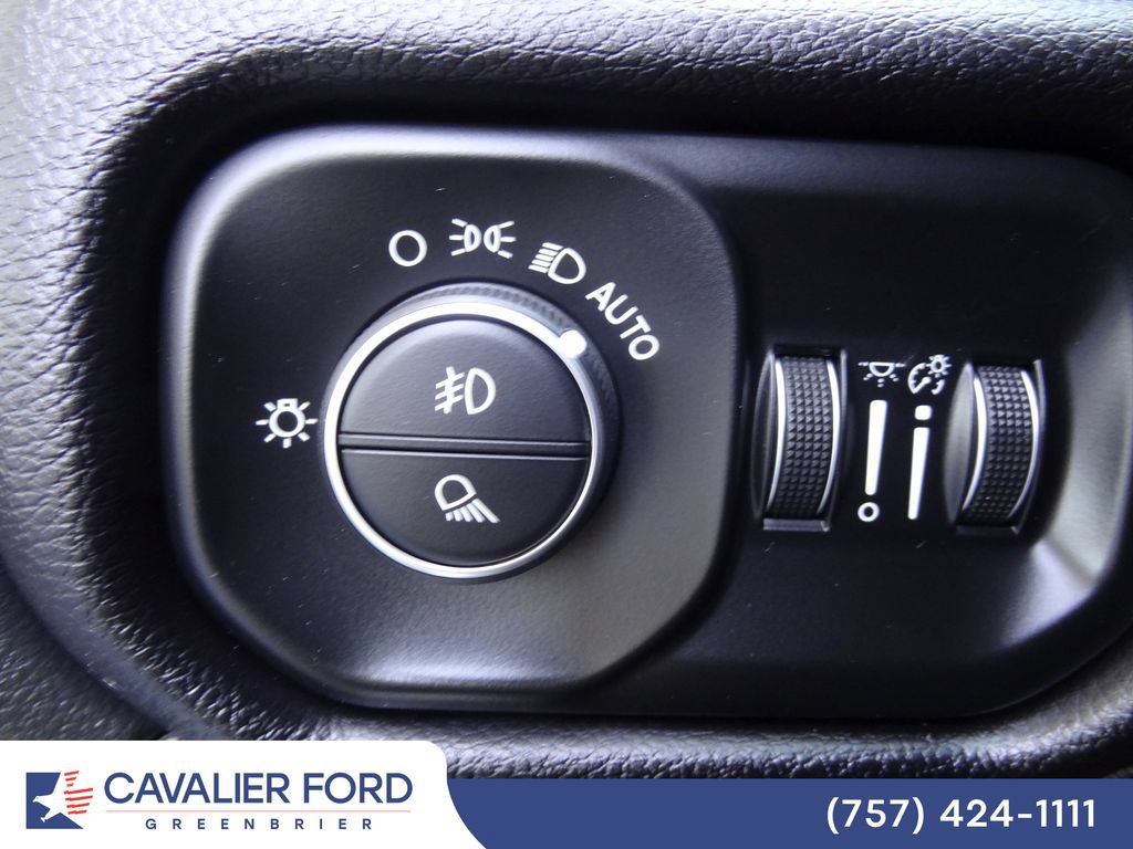 Used 2021 RAM 2500 Laramie w/ Night Edition AWD/4WD image 15