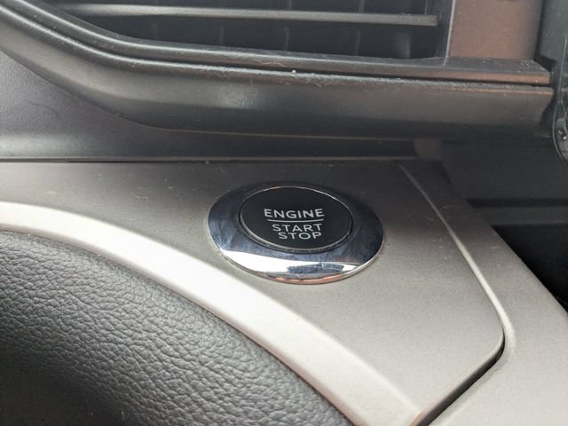 Certified 2022 Ford Explorer XLT RWD image 18