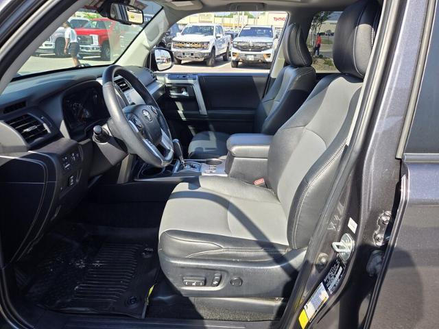 Used 2021 Toyota 4Runner SR5 Premium w/ Moonroof Package RWD image 11