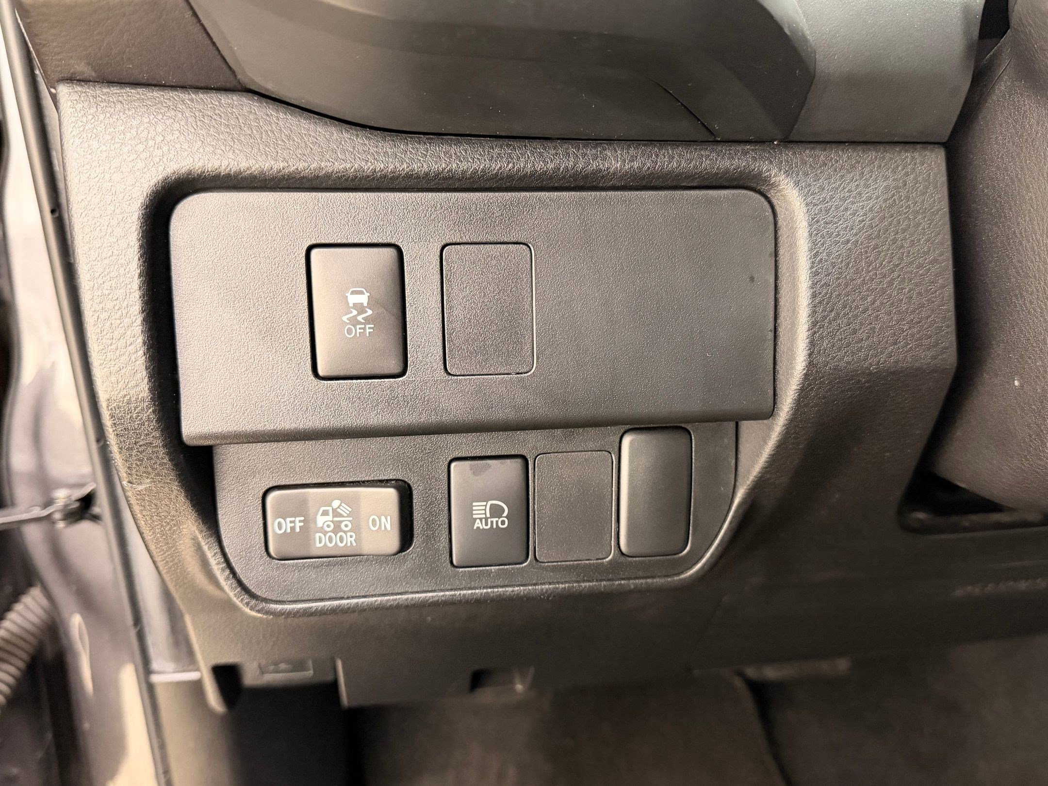 Used 2023 Toyota Tacoma SR image 21