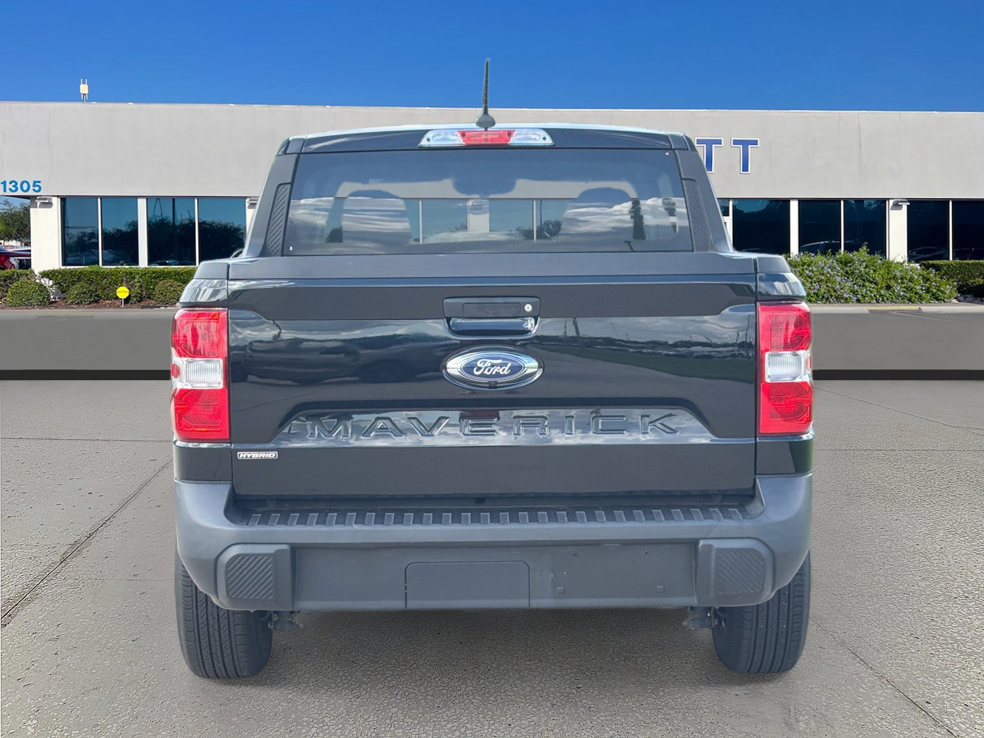 Certified 2023 Ford Maverick XL FWD image 6
