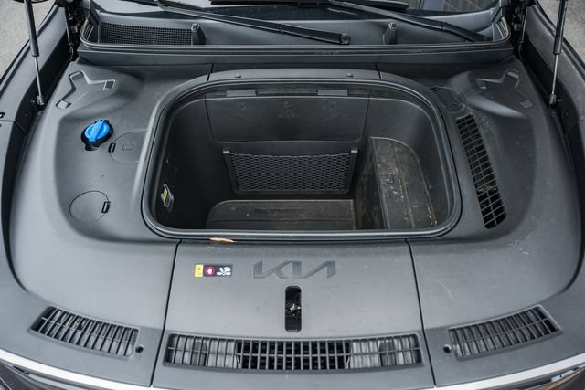 Used 2026 Kia EV9 Light RWD image 8