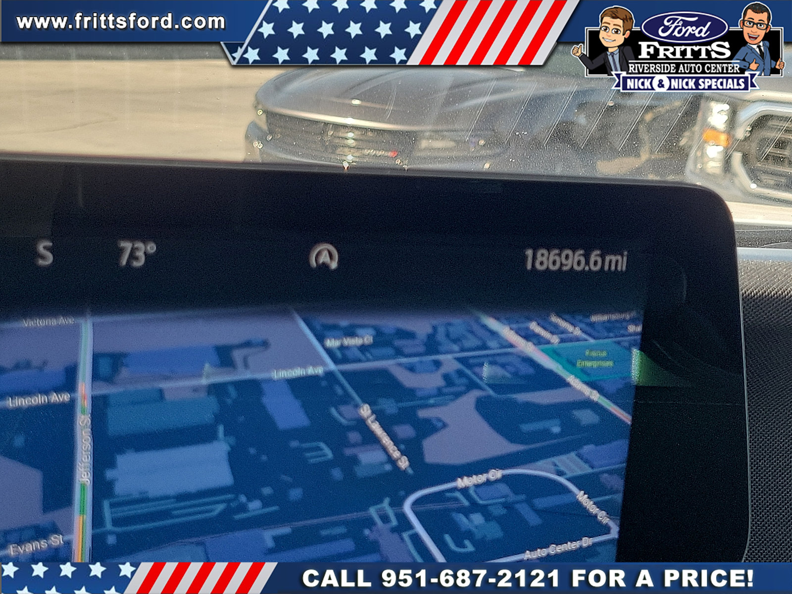 Certified 2025 Ford Expedition Platinum AWD/4WD image 2