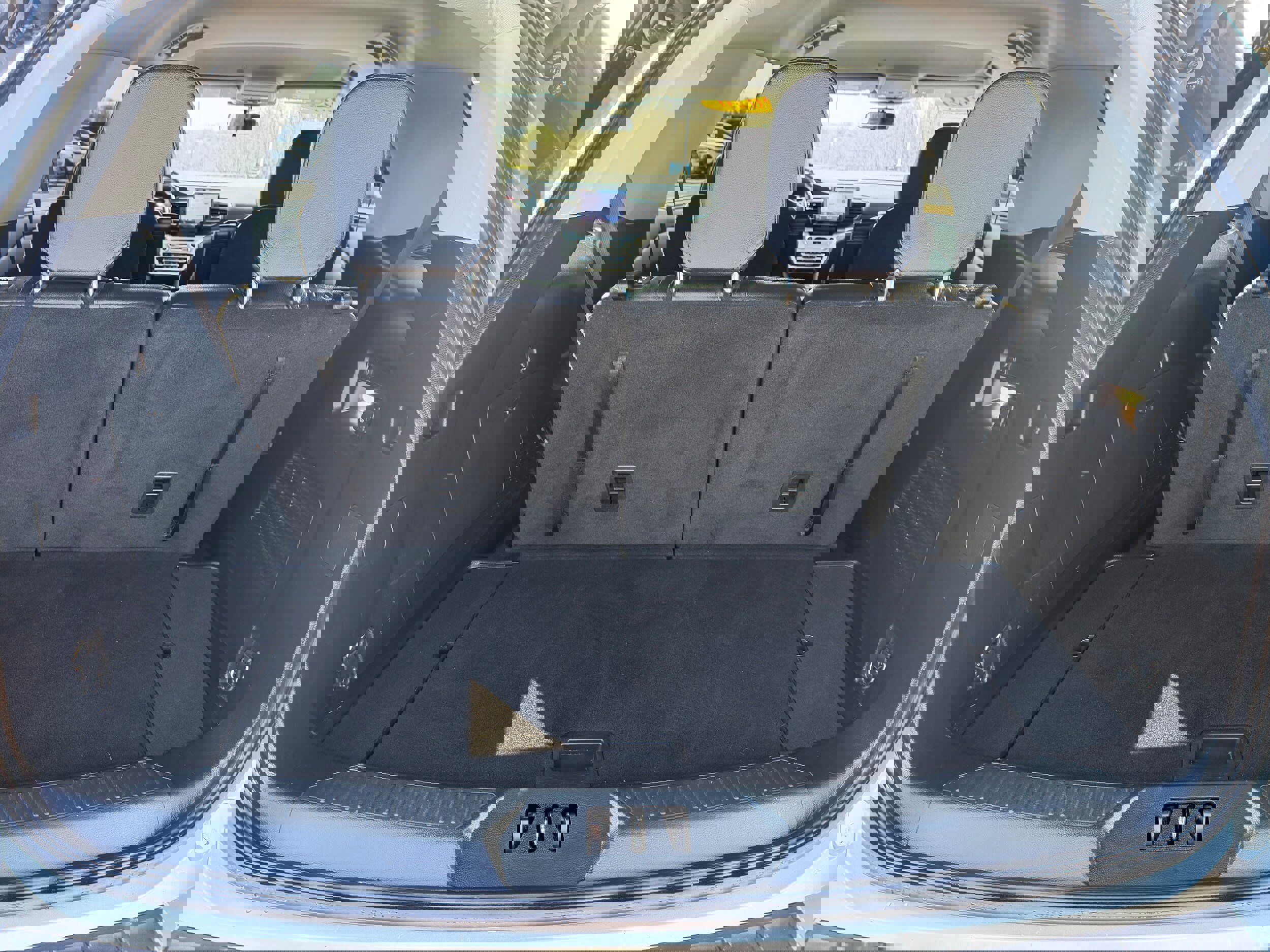 Certified 2020 Ford Explorer XLT w/ Equipment Group 202A image 14