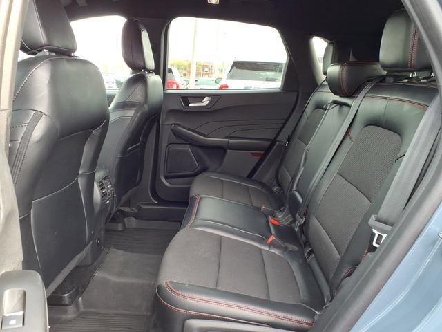 Certified 2023 Ford Escape ST-Line AWD/4WD image 9