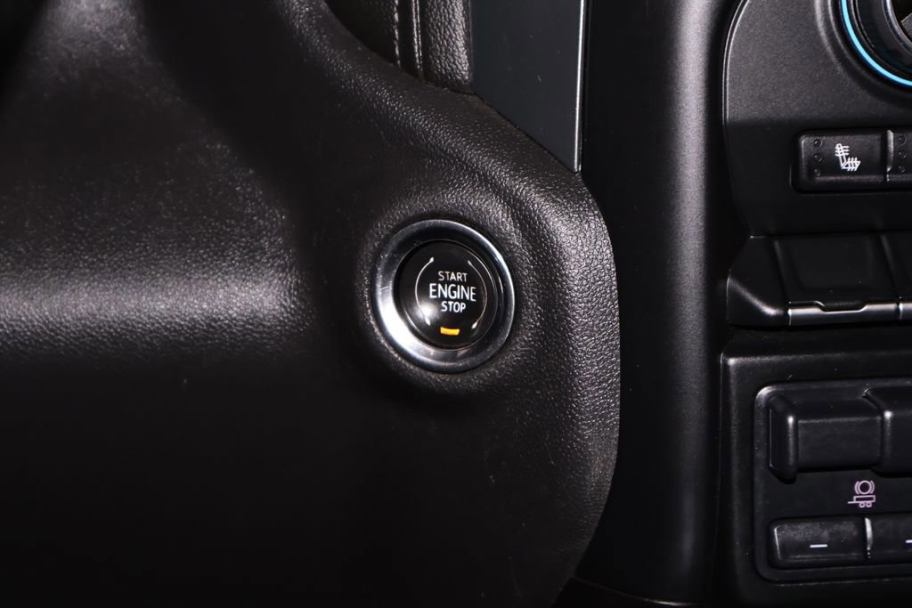 Used 2020 Chevrolet Silverado 1500 LTZ image 32