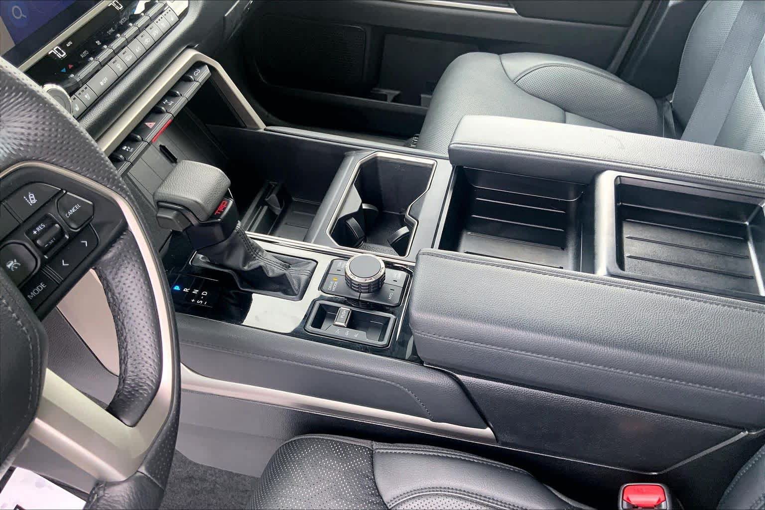 Used 2025 Toyota Tundra Limited w/ TRD Off-Road Package AWD/4WD image 17