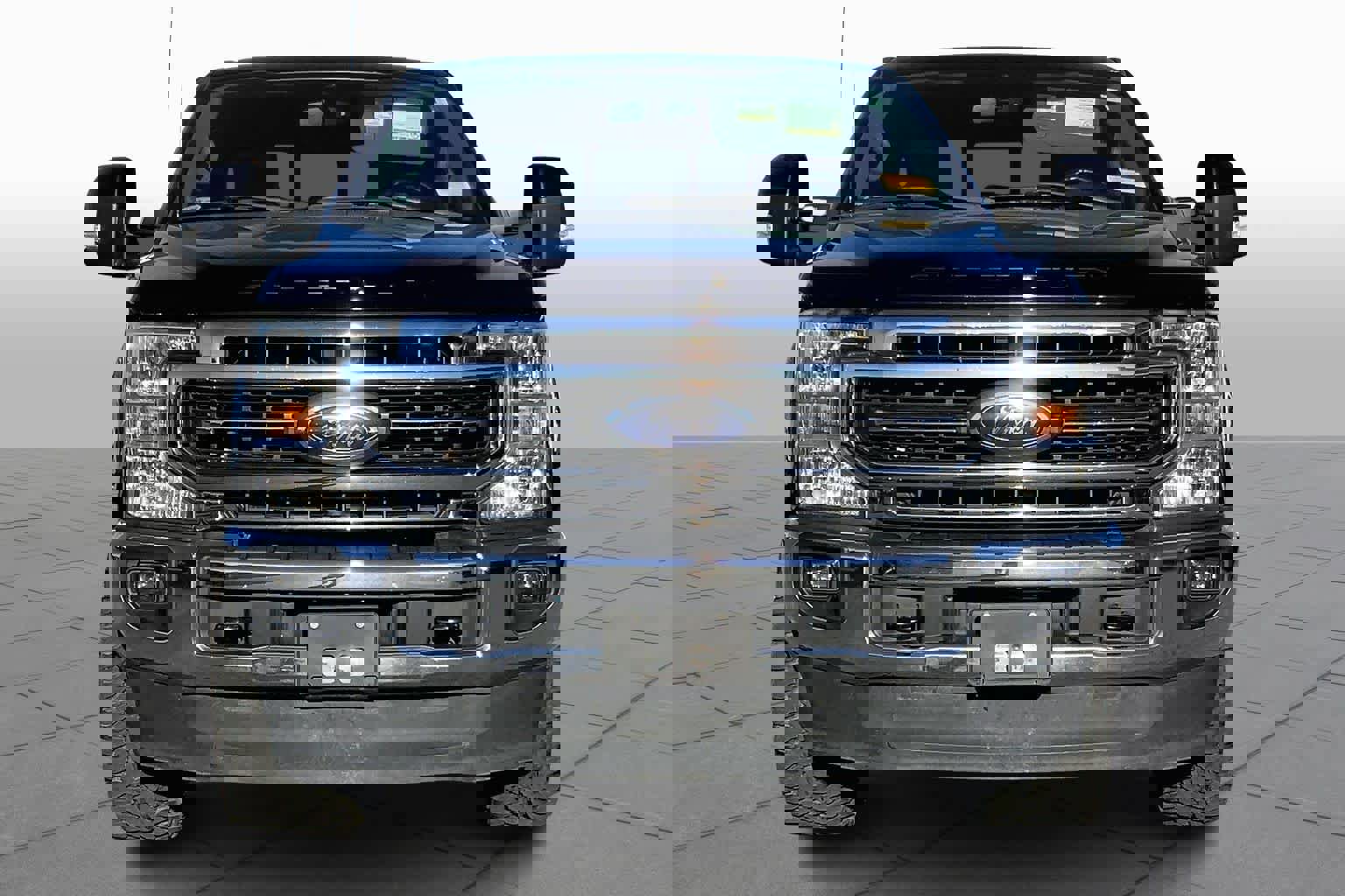 Certified 2020 Ford F350 Lariat w/ Lariat Ultimate Package image 6