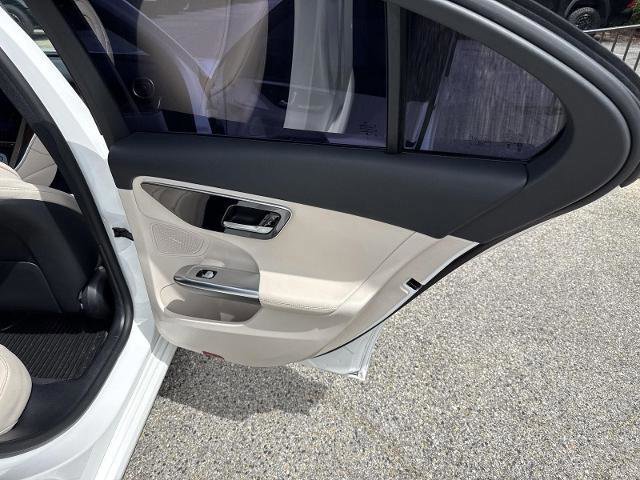 Used 2024 Mercedes-Benz C 300 Sedan image 24