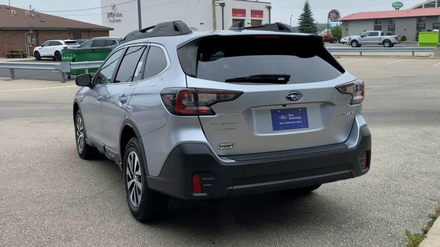 Used 2022 Subaru Outback Premium AWD/4WD image 8
