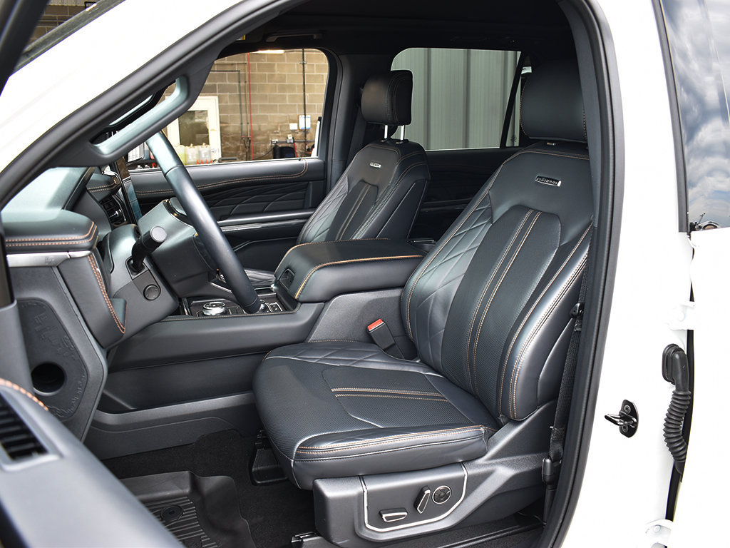 Certified 2024 Ford Expedition Max Platinum AWD/4WD image 5