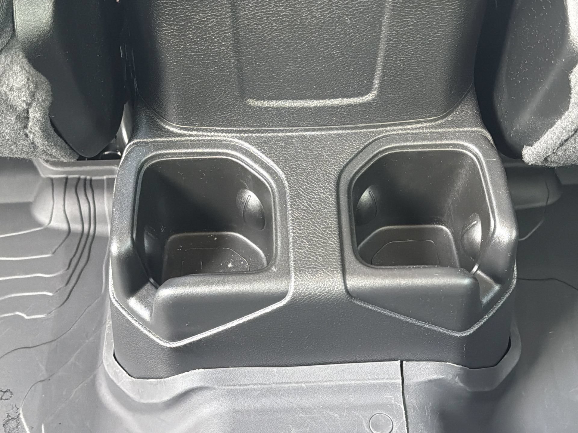Used 2025 Jeep Wrangler Unlimited Sport AWD/4WD image 37