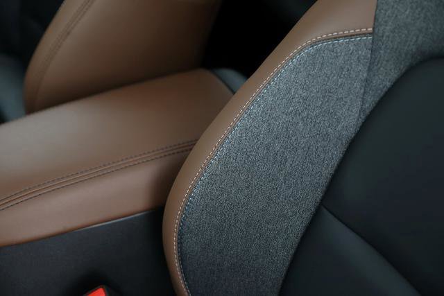 Certified 2024 Ford Bronco Sport Outer Banks w/ Tech Package image 22