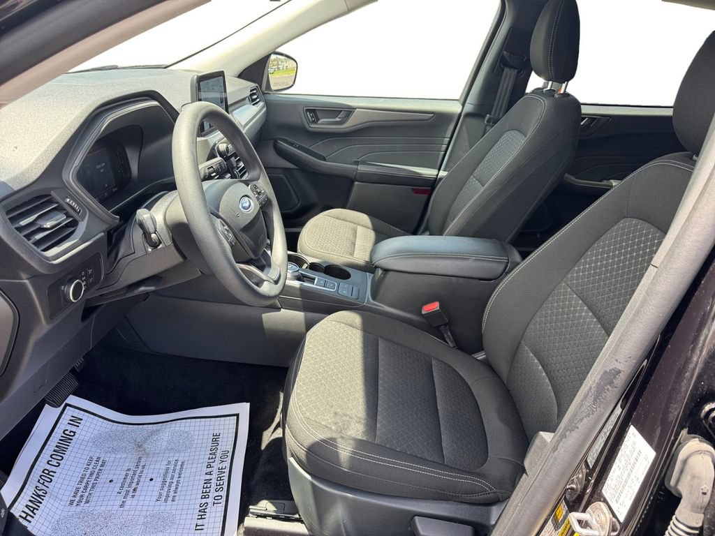 Certified 2025 Ford Escape Active AWD/4WD image 13