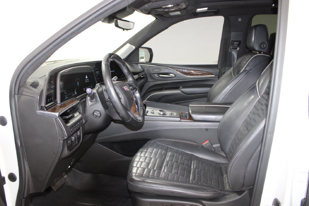 Used 2021 Cadillac Escalade ESV Sport Platinum AWD/4WD image 24