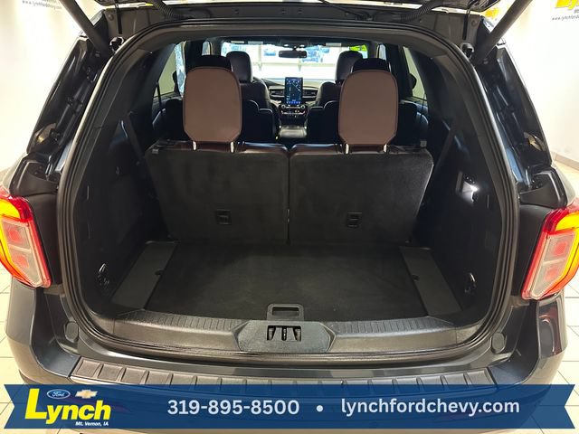 Certified 2023 Ford Explorer Platinum w/ Technology Package AWD/4WD image 27