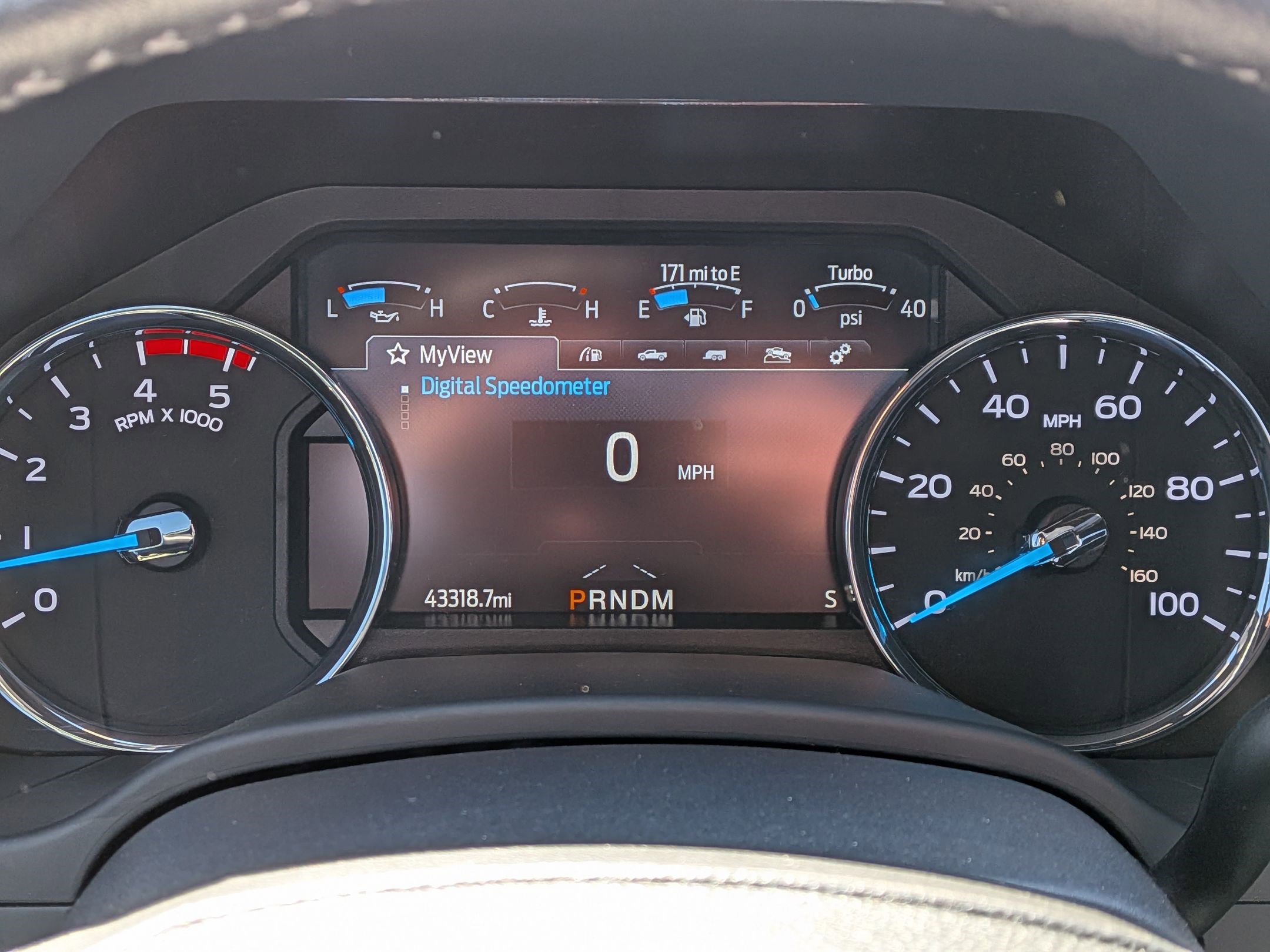 Certified 2022 Ford F350 Lariat w/ Tremor Off-Road Package image 20