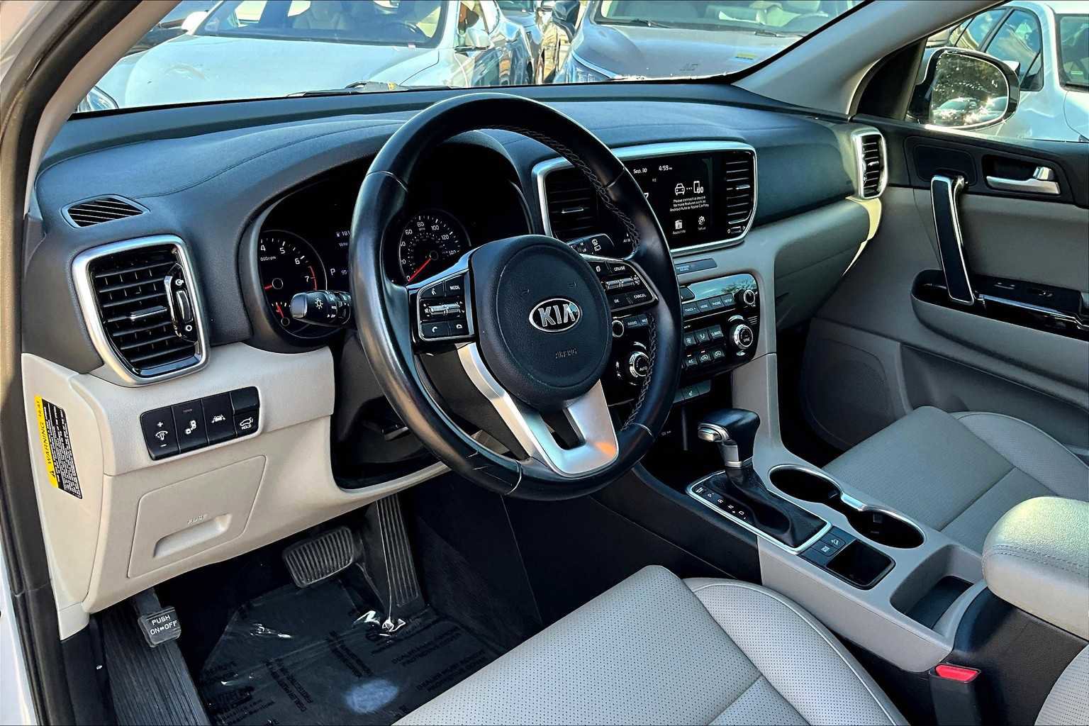 Used 2020 Kia Sportage EX image 31