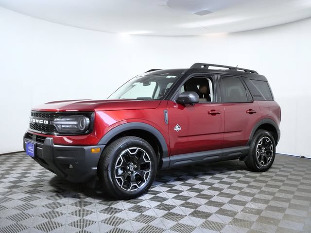 Certified 2025 Ford Bronco Sport Outer Banks w/ Outer Banks Tech Package+ AWD/4WD image 2