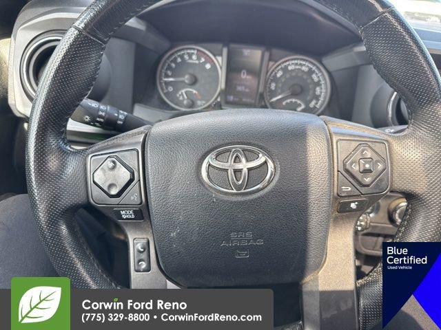 Used 2017 Toyota Tacoma TRD Sport AWD/4WD image 14