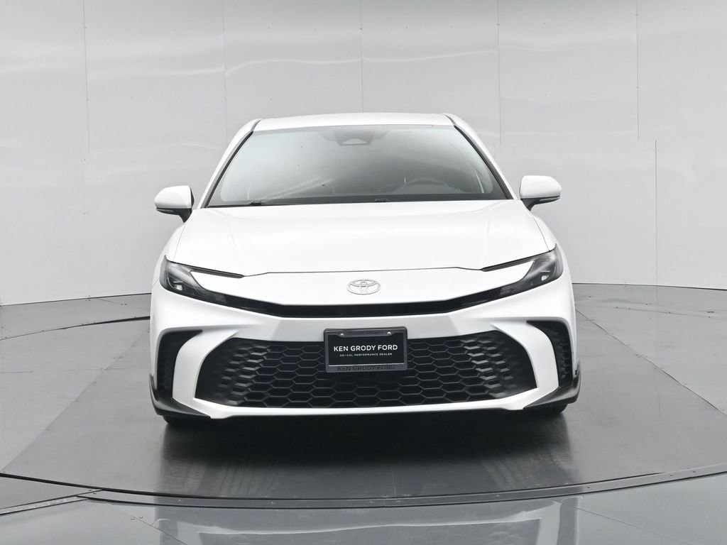 Used 2025 Toyota Camry SE FWD image 25