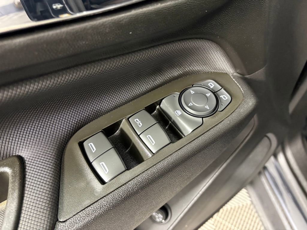 Used 2022 Chevrolet Equinox RS w/ RS Leather Package image 11