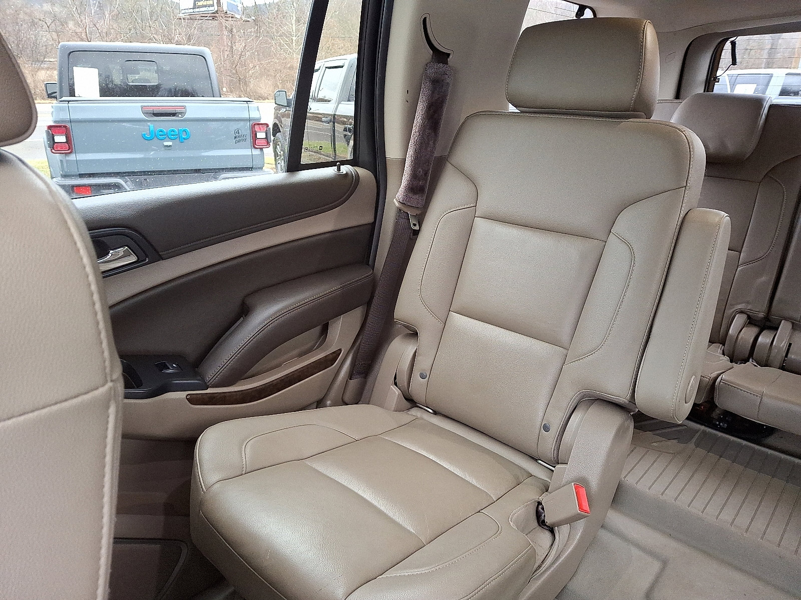 Used 2020 Chevrolet Tahoe LT image 18