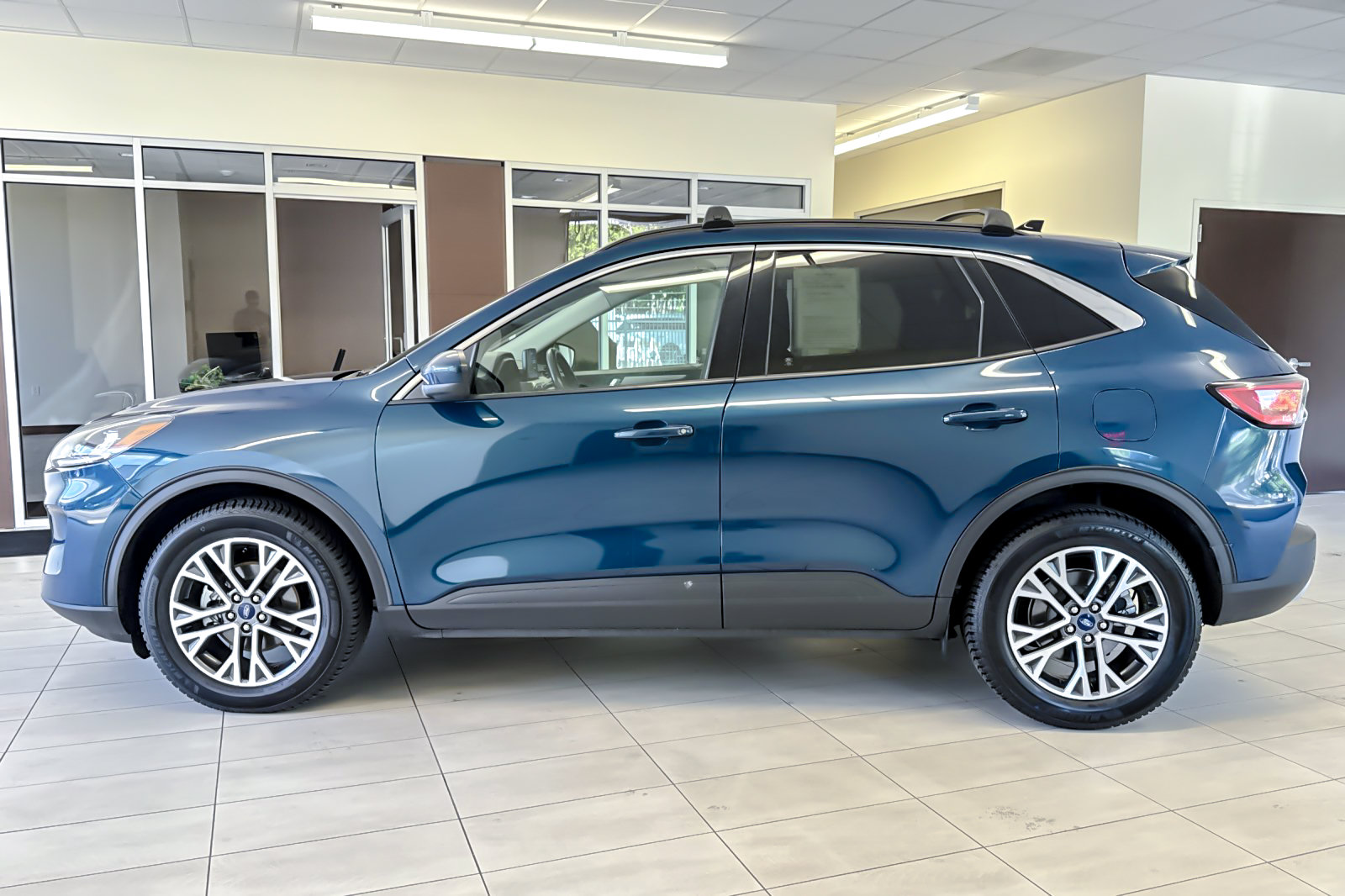 Certified 2020 Ford Escape SEL AWD/4WD image 7