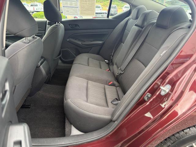 Used 2025 Nissan Altima 2.5 SV FWD image 29