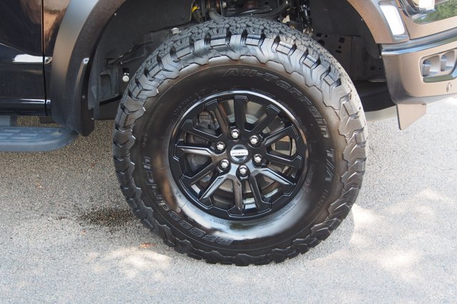 Certified 2024 Ford F150 Raptor AWD/4WD image 10