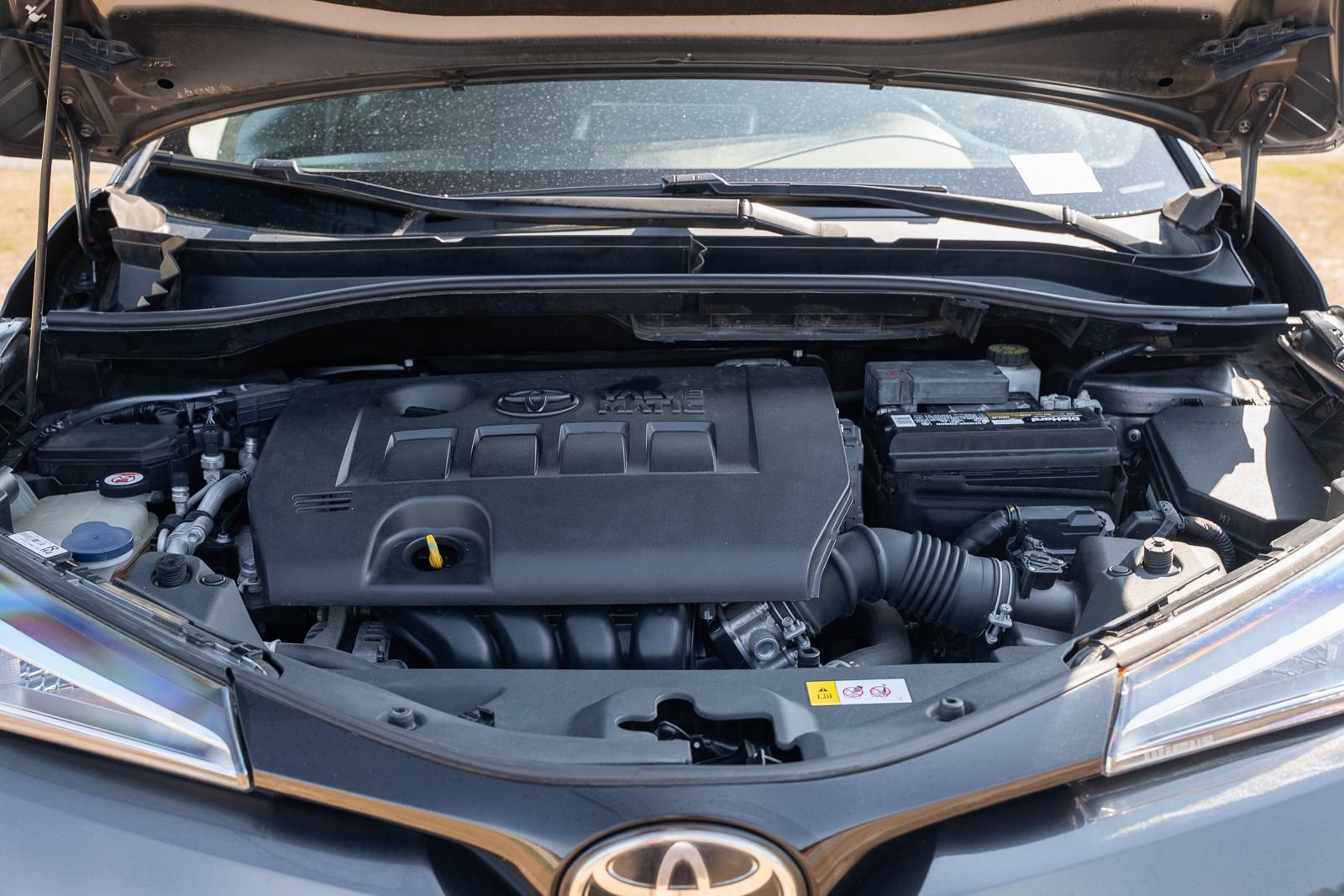 Used 2018 Toyota C-HR XLE FWD image 22