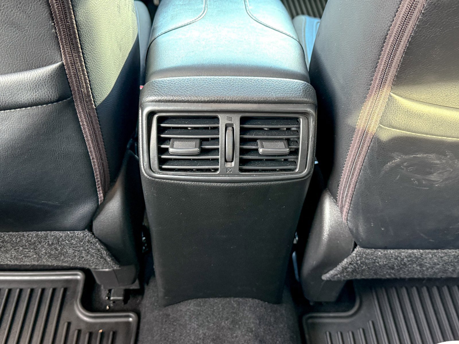 Used 2020 Nissan Rogue Sport SL w/ Premium Package image 19