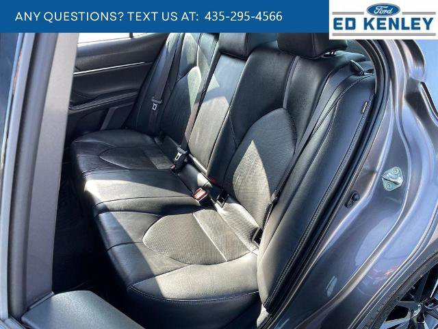 Used 2020 Toyota Camry XSE FWD image 6