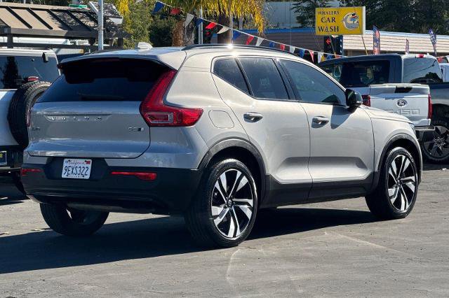 Used 2023 Volvo XC40 B5 Ultimate w/ Protection Package Premier image 5