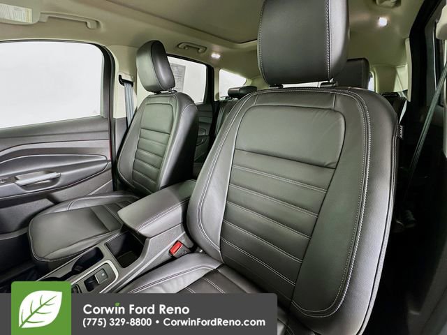 Certified 2019 Ford Escape Titanium AWD/4WD image 21