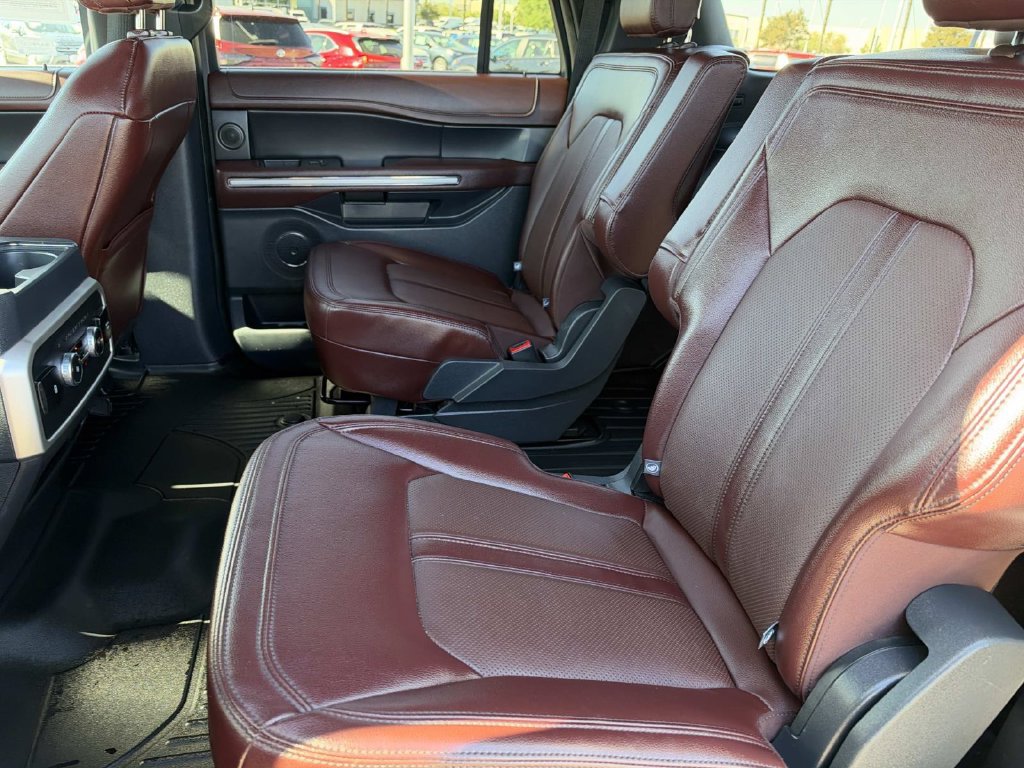 Certified 2024 Ford Expedition Max Limited AWD/4WD image 18