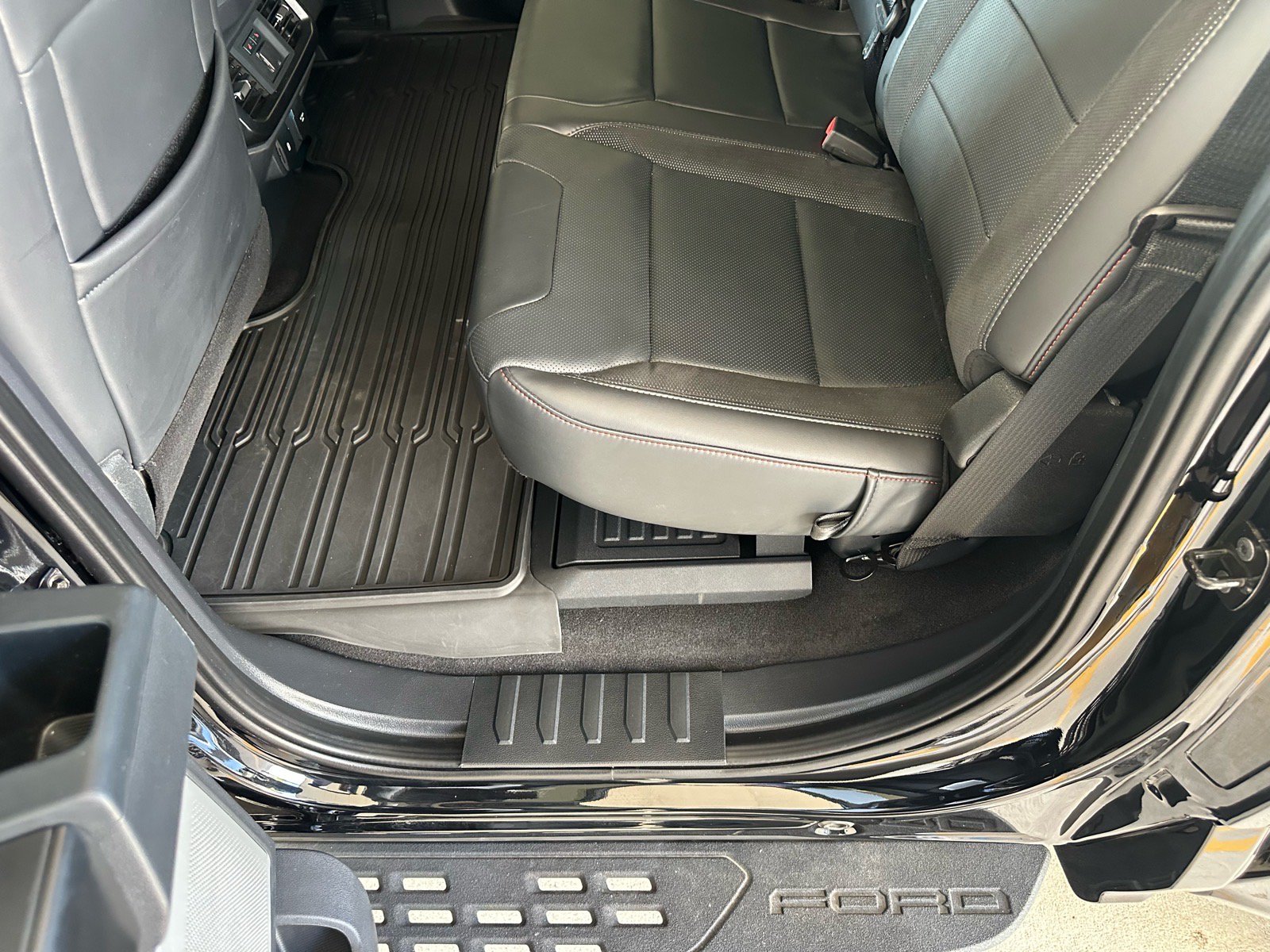 Certified 2025 Ford F150 Raptor AWD/4WD image 28